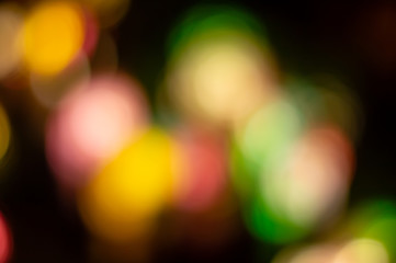 Bokeh images have yellow, pink, red, and other colors that are colorful.