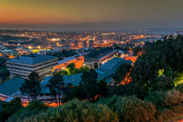 Vista skyline atardecer de la ciudad de La Coruña