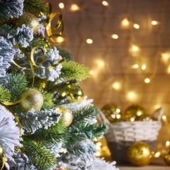 Obraz na płótnie Canvas Rustic holiday background with christmas tree