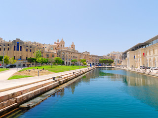 Beautiful old town and port of Isla. Malta