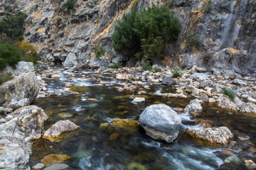 Fototapeta na wymiar Little river in the e Kings Canyon.