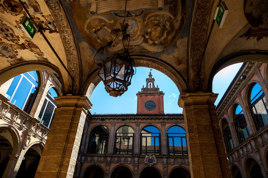 bologna portici
