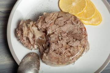 jellied meat, gelatin