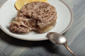 jellied meat, gelatin