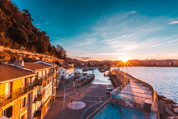 San Sebastian, Gipuzkoa / Spain »; February 2, 2020: Watching the sunrise in San Sebastian