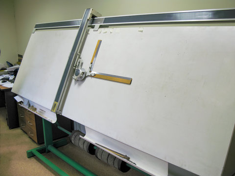 Old-fashioned drawing board for long drawings.