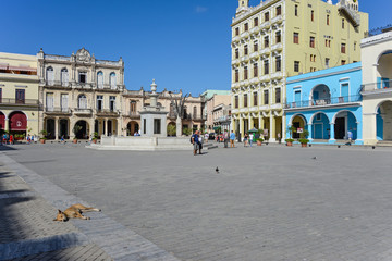 Obraz premium Old Square (Spanish: Plaza Vieja) is a plaza located in Old Havana, Cuba