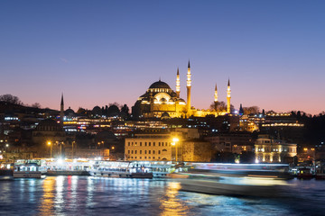 Fototapeta na wymiar Istanbul, Turkey - Jan 10, 2020: View of the Suleymaniye mosque in Istanbul, Turkey.