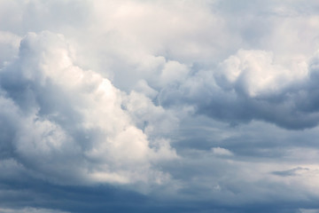 Fototapeta na wymiar Cumulus clouds after a thunderstorm