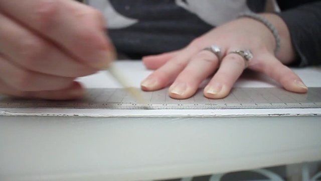 Preparing paper for decoupage