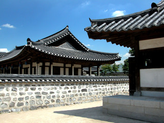 Fototapeta premium 한국의 전통가옥 기와집