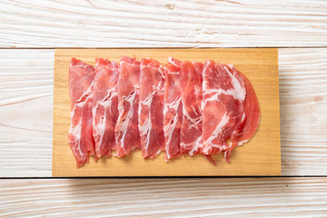 sliced collar pork raw
