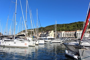 Obraz premium Yachthaften in Bonifacio