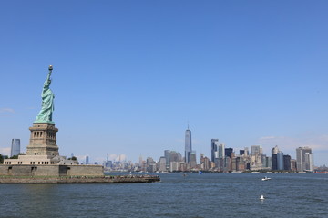 newyork city near river at day light