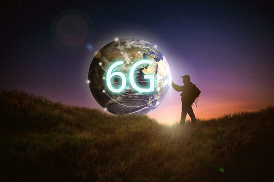 The shadow of the male traveler who touched the world, that is the goal of the development of anaerobic communication system in the system 6g. The composition of this image is decorated by Nasa.