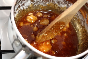 Dry Caramelization. Melting Sugar in Pan. Making Golden Syrup Series.