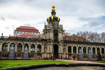 Obraz premium The crowned entrance Kronentor to the baroque Zwinger palace in Dresden, Saxony, Germany. November 2019