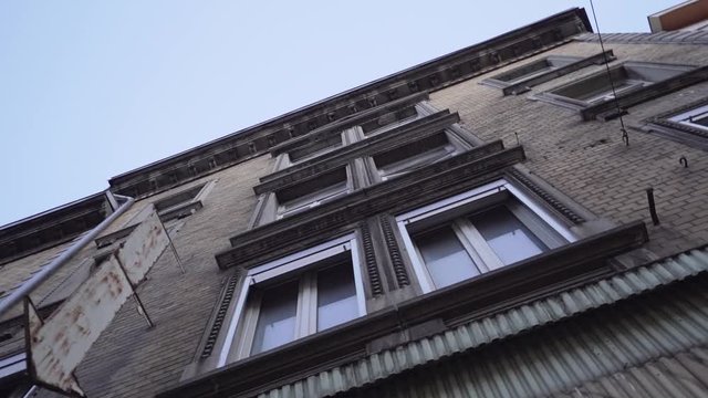 Old House filmes from bottom to top, ugly house Old Real estate building needs renovation