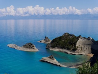 piękny przylądek Cape Drastis .atrakcja greckiej wyspy Korfu.