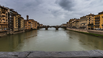 Obraz premium Firenze soto la pioggia - Ponte Vecchio - Marzo 25 2015