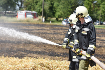 Feldbrand in Oberösterreich (Österreich). - Field fire in Upper Austria (Austria).