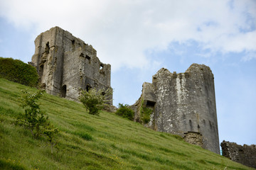 Fototapeta na wymiar castle ruins in england