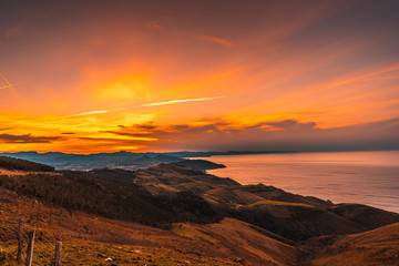 Looking at Jaizkibel's sunset from above. Basque Country