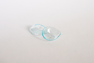 プラスチックごみ　使用後の使い捨てコンタクトレンズ