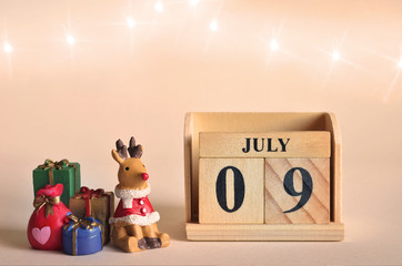 July 9, Christmas, Birthday with number cube design for background.