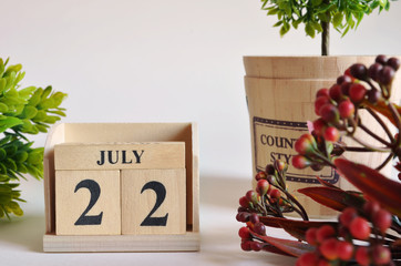 July 22, Vintage natural calendar.