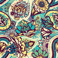 Seamless floral pattern in vintage oriental paisley style.