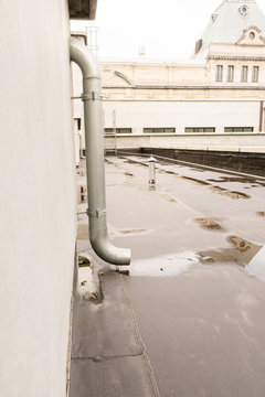 Sink rainwater drainage