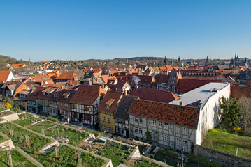 Fototapeta na wymiar Blick über die Altstadt von Quedlinburg in Sachsen-Anhalt, Deutschland 