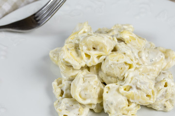 Tortellini cuisiné à la crème fraîche