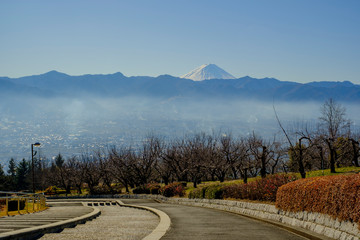 笛吹川フルーツ公園からの富士山