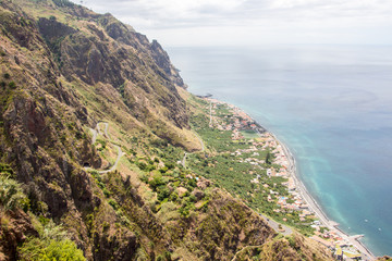 Madeira coastline cliffs Hiking small trail sea