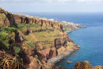 Madeira coastline cliffs Hiking small trail sea