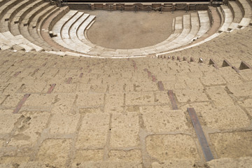 pompei gli scavi grande teatro scalinate