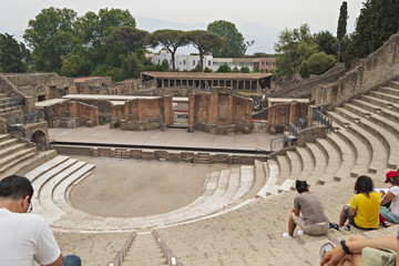 pompei gli scavi teatro grande