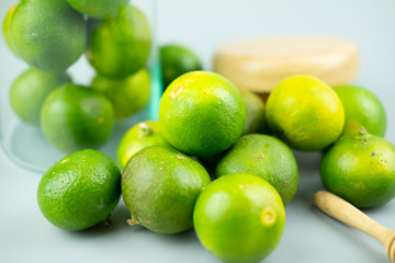 Close up of the green lime.