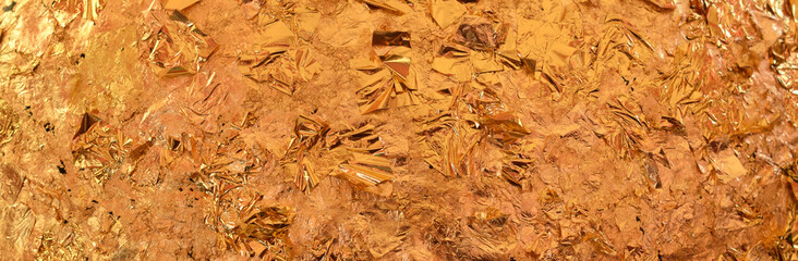 Gold plate behind the Buddha image