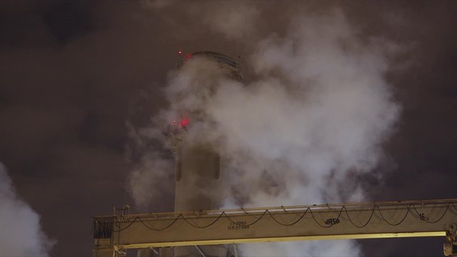 Fabrica industrial en barcelona, trabajo nocturno