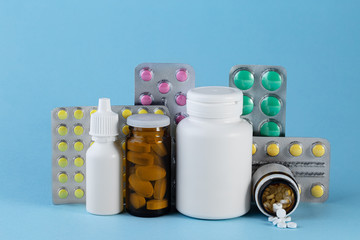 Pharmaceutical medicament, cure in container for health.