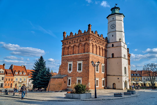Beautiful panoramic aerial drone view to the market square in Sandomierz - a square square (100 &times; 110 m) located in the center of Sandomierz's old town, Poland