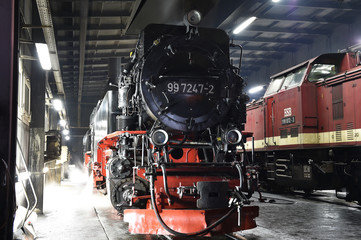 Harzer Schmalspurbahn im Lokschuppen