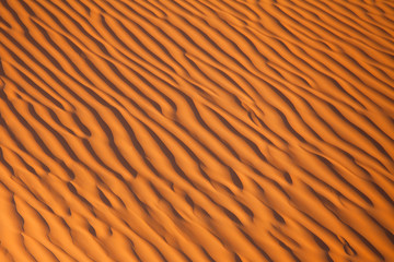 diagonal ripples in the sand