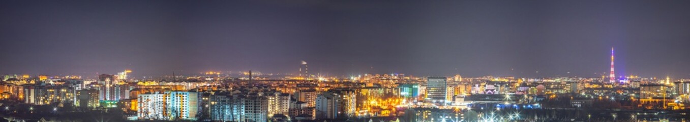 Fototapeta na wymiar Panorama of the night city