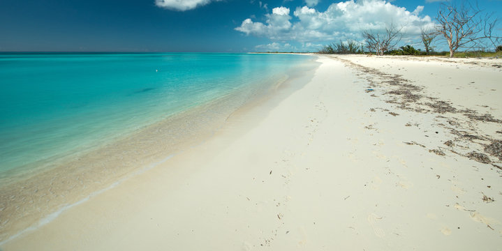 Long Isand beaches, Bahamas