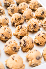 Baking cookies
