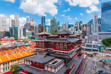 Naklejka premium Buddha Tooth Relic Temple at China town, Singapore.